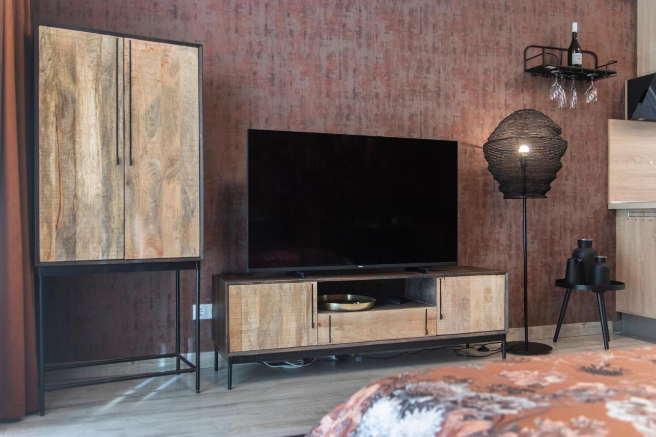 Grand Suites Corvin Budapest Ngoại thất bức ảnh