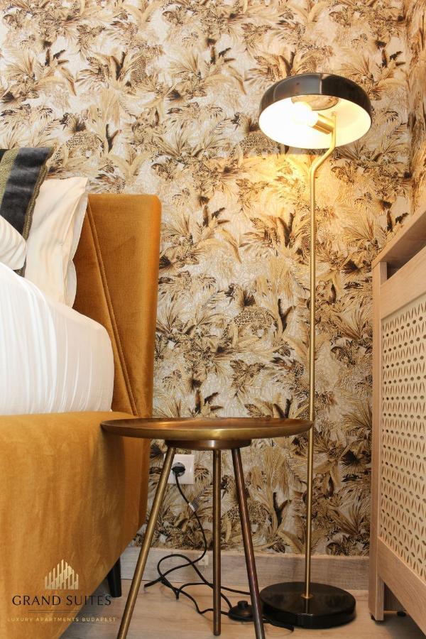 Grand Suites Corvin Budapest Ngoại thất bức ảnh